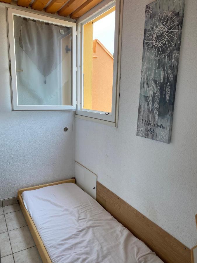 Joli Appartement Mezzanine Avec Parking La Roquille Agde Exteriér fotografie