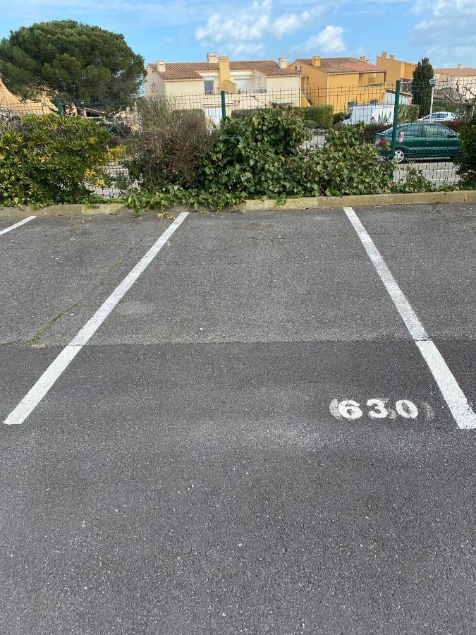 Joli Appartement Mezzanine Avec Parking La Roquille Agde Exteriér fotografie